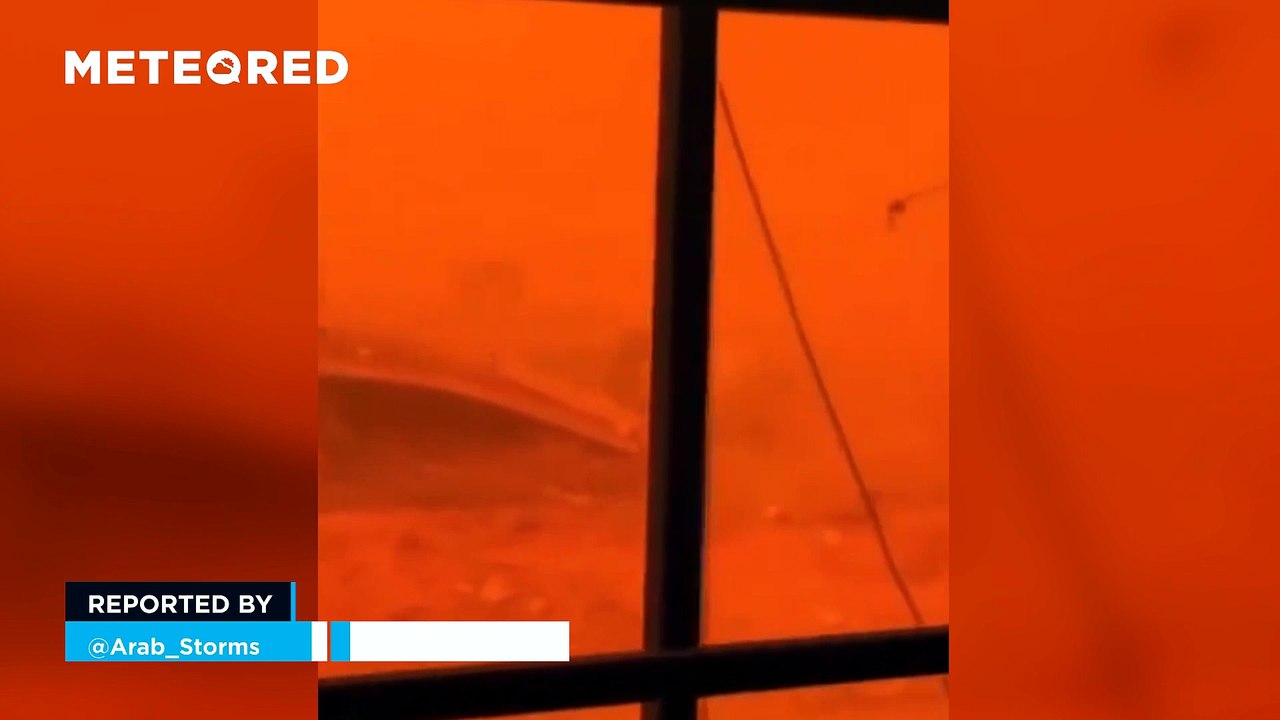 A sandstorm sweeps through Al Anbar, Iraq