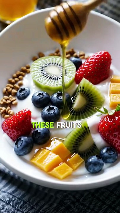 7 Fruits for a Healthy Heart ❤️ #HeartHealth #HealthyFruits #Cholesterol 480P