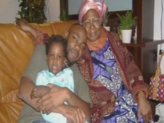 Agent U-U feat. Komo Sarcani_La famille