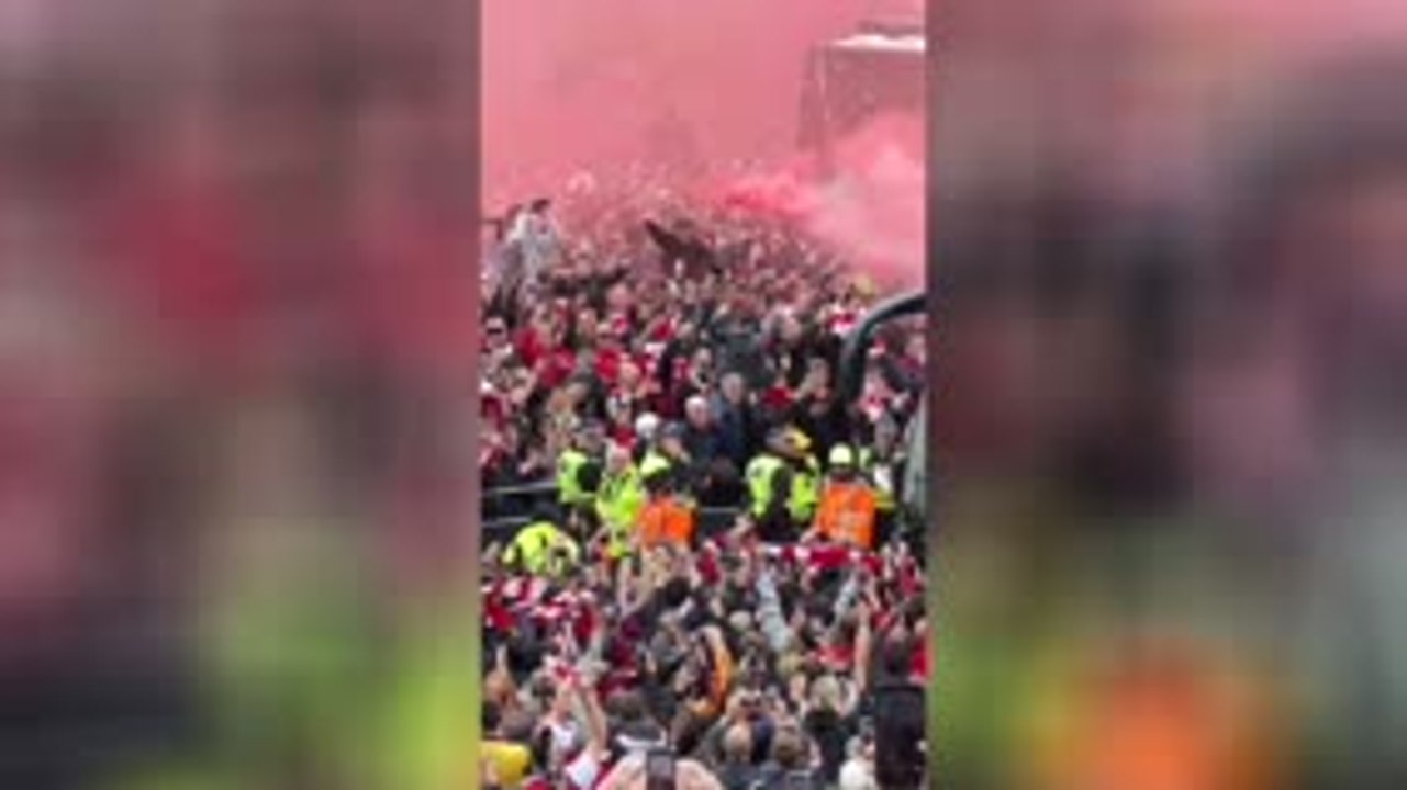 Arsenal fans ready for crucial Burnley clash