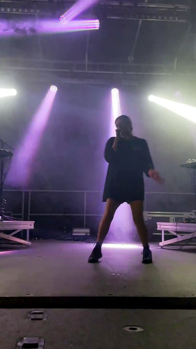 Baby Volcano Live at Festival Merci Bonsoir #9 in Grenoble An Electro-Pop-Trap Show! 🎶#BabyVolcano #MerciBonsoir9  #ElectroTrapPop #LiveMusic #BR3  (5)