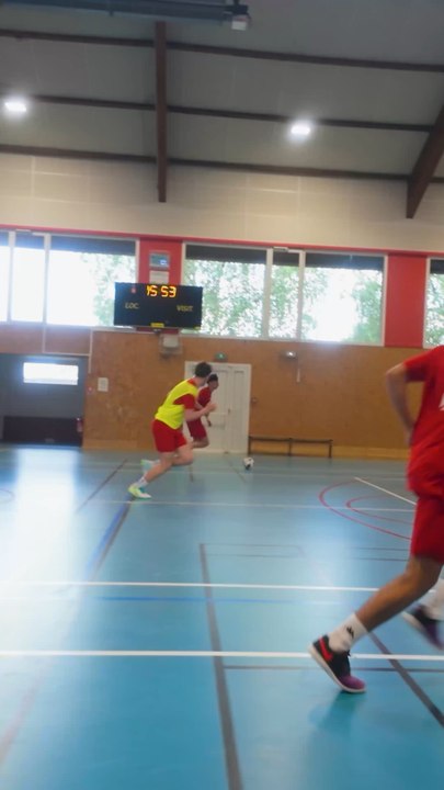 Il tente le dribble de trop 🤣🏆🇫🇷