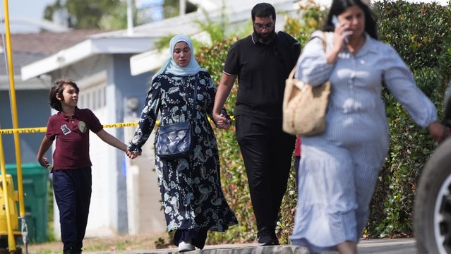 Cinco muertos, incluidos los dos atacantes adolescentes, en un tiroteo en una mezquita de San Diego