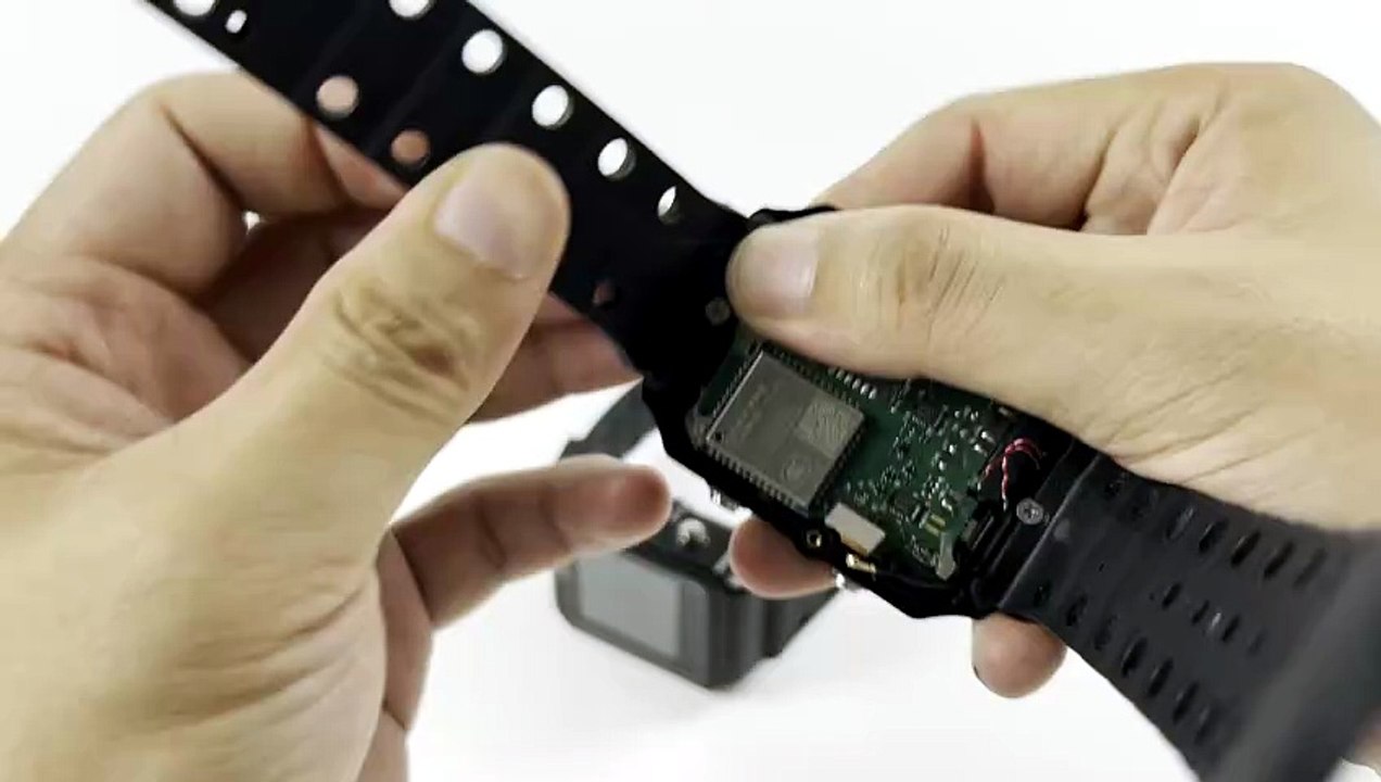 How does the 4G Non Removable Tracking Bracelet C05 Electronic Circuit Design Tamperproof Strap Working? #huatenglobal