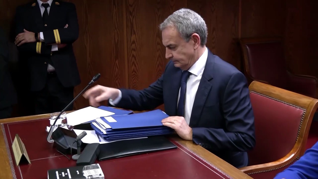 El juez imputa a Zapatero en el 'caso Plus Ultra' por presunto blanqueo de capitales