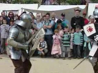 Combat Médiéval : Techniques et Histoire 🛡️