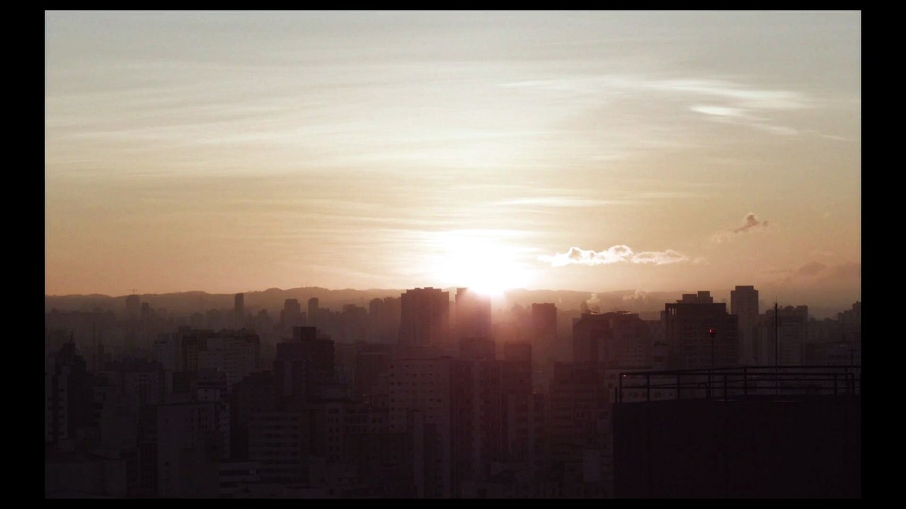 Don't Let the Sun, i primi minuti del film (HD)