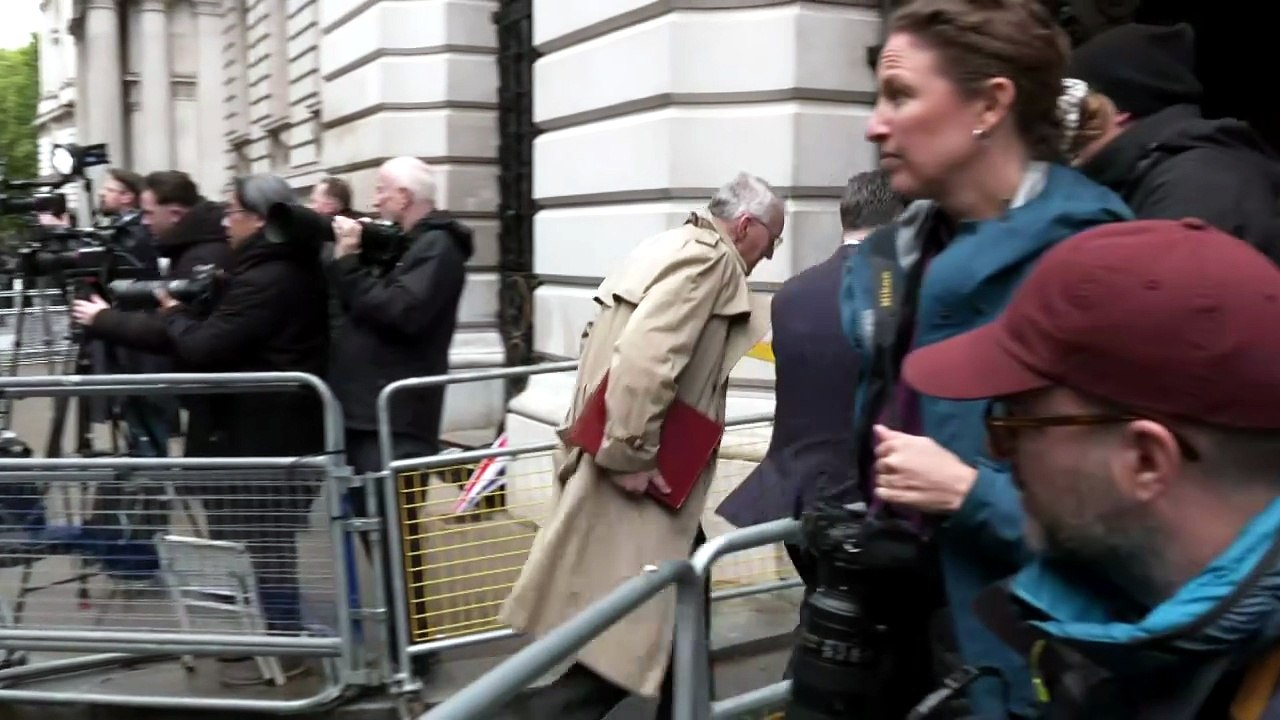 Ministers leave Downing Street after Cabinet meeting