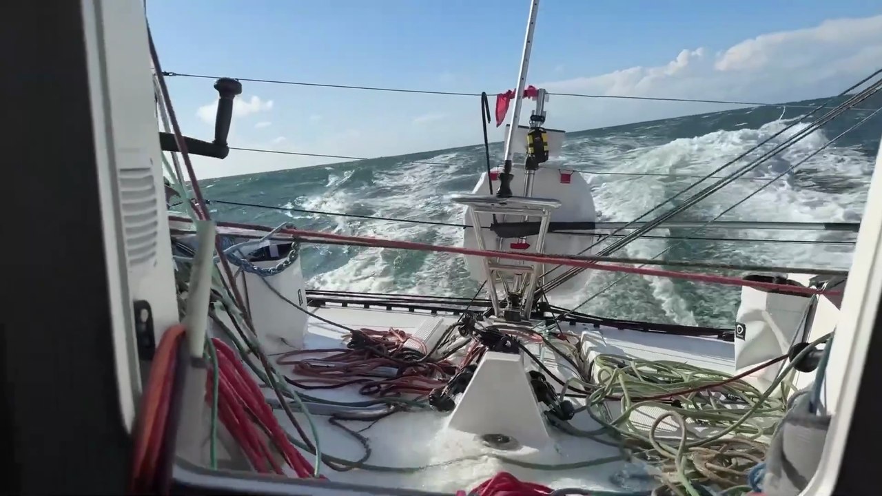 La Solitaire du Figaro Paprec 2026 /   Les skippers nous racontent leur nuit et leur matinée en ce 3e jour de course (0909)