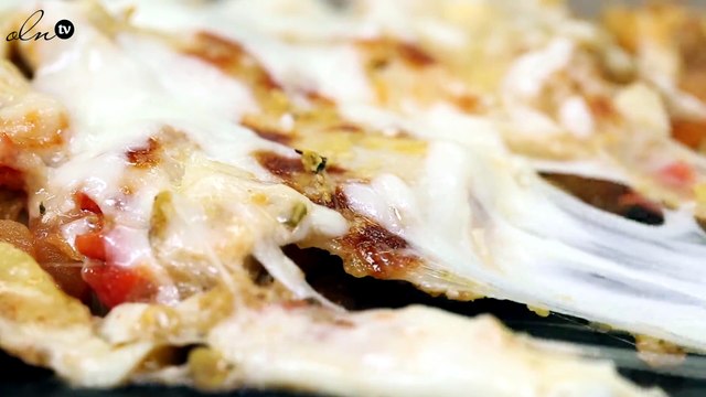 طريقة عمل مقلاة الدجاج بالبارميزان مع الخرشوف