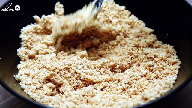 طريقة عمل فطيرة التشيز كيك غير المخبوزة بالليمون الحامض في برطمان