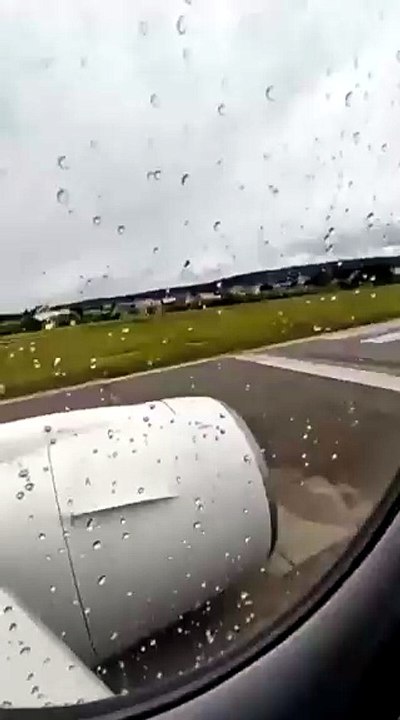 avião split