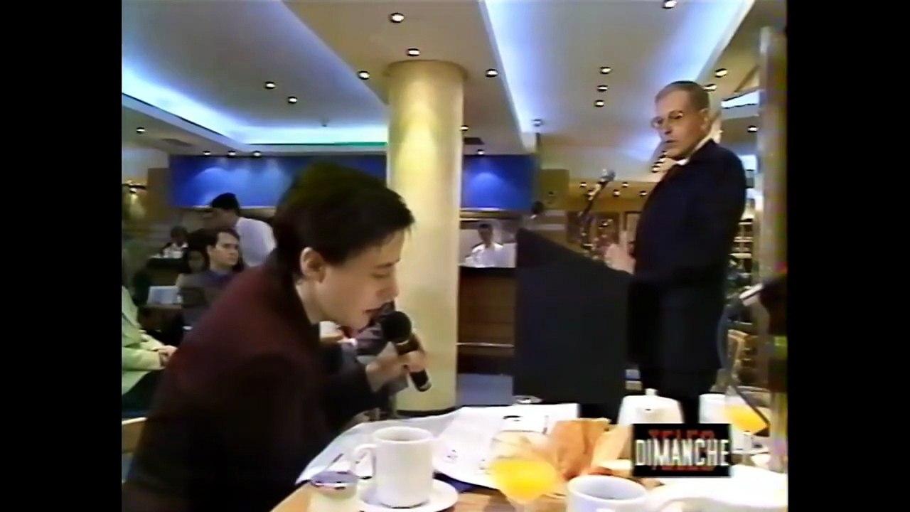 eutelsat CANAL+ Télés Dimanche 1ère partie, extrait interview de Patrick Le Lay (8 janvier 1995)