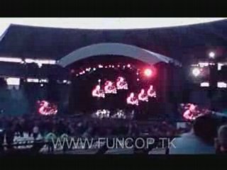 BONJOVI 2008 BRUXELLES 15 Juin !!  Extrait HARD !!!