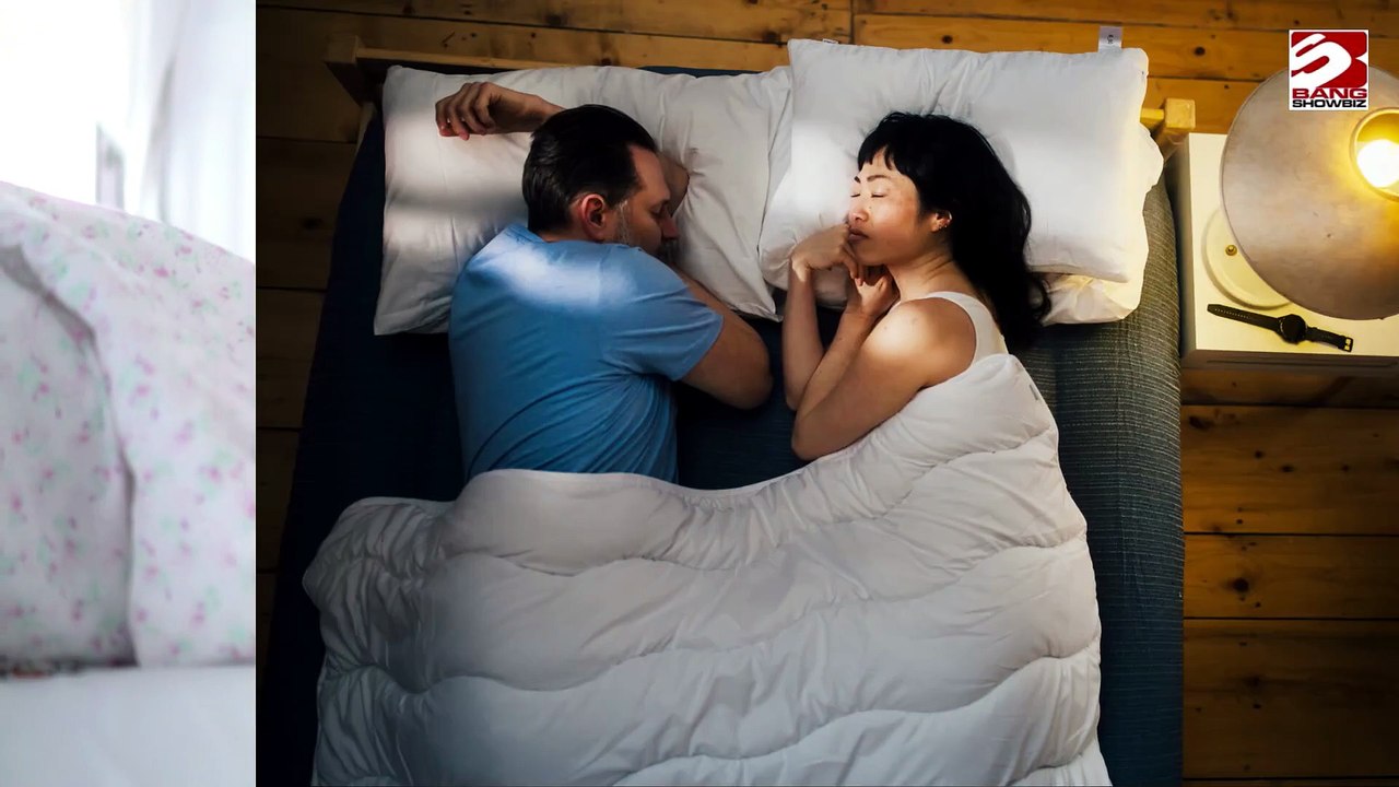 Paare, die gemeinsam ins Bett gehen, schlafen besser