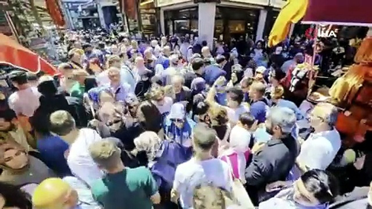 İstanbul'da 1 günlük tatil çileye dönüştü: Adım atacak yer kalmadı!
