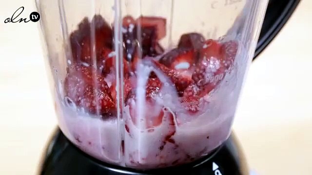 طريقة عمل كب كيك الفراولة المذهلة