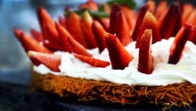 طريقة عمل العثملية بالفراولة