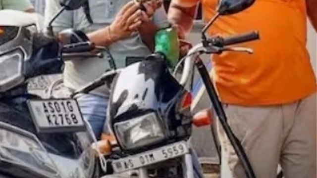 वैश्विक तेल संकट के बावजूद भारत ने पेट्रोल-डीजल कीमतों को लंबे समय तक नियंत्रित रखा