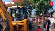 ৰাজপথ দখল কৰা ব্যৱসায়ীৰ বিৰুদ্ধ কঠোৰ প্ৰশাসন, শাক-পাচলি বজাৰত প্ৰশাসনৰ হাতোৰা