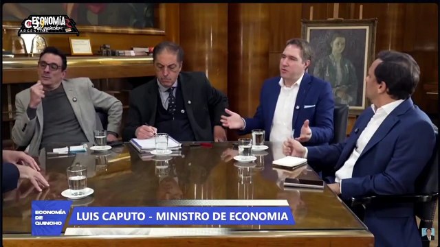Luis Caputo: “Este Gobierno hizo exactamente lo opuesto al de Macri en términos de política económica”