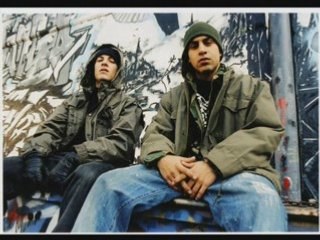 Tres coronas - creen que