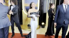 Gime Accardi enojada porque le pisaron el vestido en la alfombra roja de los Martín Fierro 2026