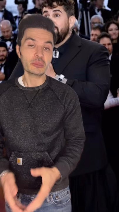 ARTUS SA JUPE VS HATERS