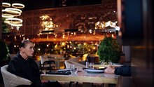 مسلسل فتاة النافذة الموسم الثالث الحلقة 25 مدبلجة للعربية