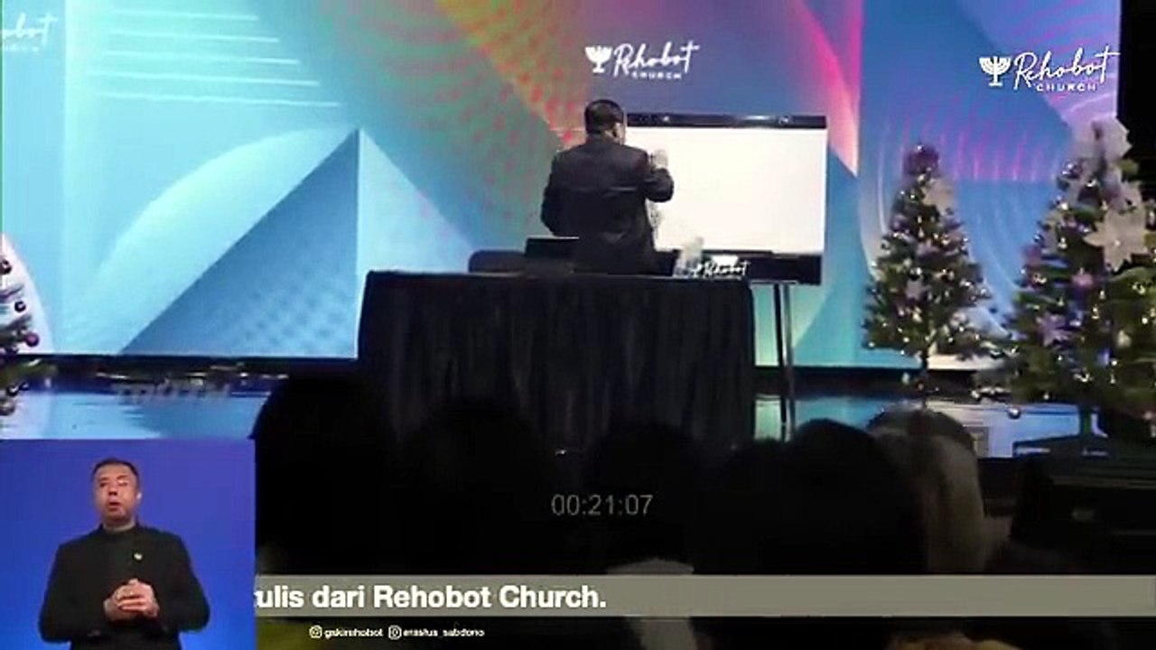 MENJADI SAHABAT TUHAN