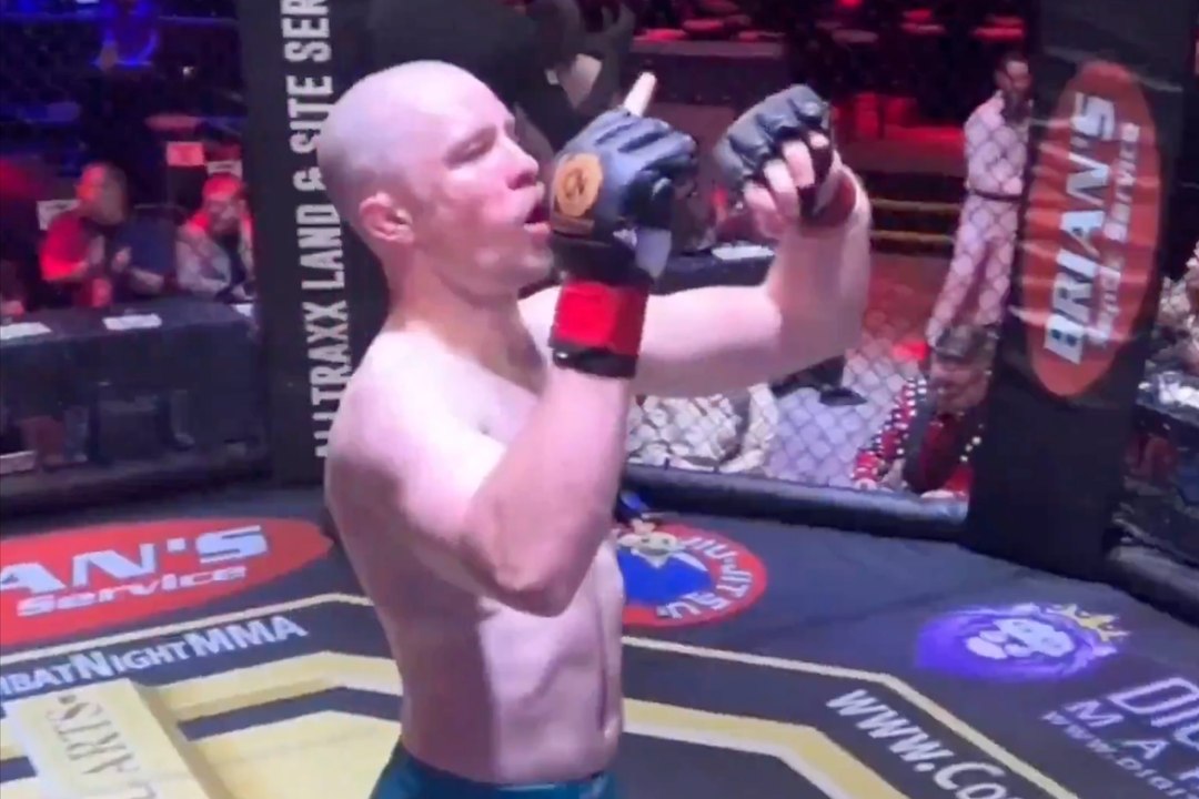 MMA fighter only realizes his arm snapped after securing the finish