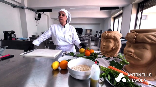 Antonello a tavola , nella ventiduesima puntata in cucina c'è scrusciu du mari