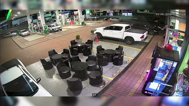 Impressionante! Câmeras registram caminhão desgovernado atingindo posto de combustíveis