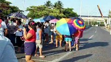 Pobladores cierran el Puente Grijalva en Villahermosa, Tabasco, ante falta de electricidad | VIDEO