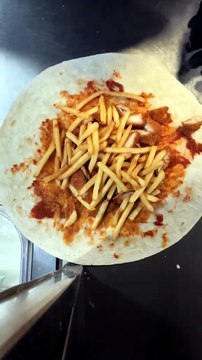 How To Make a French Tacos Meat with Gruyère cheese sauce & fries #BR3 #Tacos #Foodie #Foodlover #Food (16)