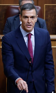 Sánchez muestra todo su apoyo a Zapatero y descarta el adelanto electoral: Lecciones de quienes tanto tienen que tapar, ninguna