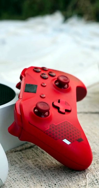 UNREAL DEAL ALERT: Xbox x Elite Series 2 Controller 60% Off For A Limited Time!