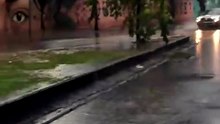 Temporal provoca bolsões d’água e reduz visibilidade em vias do Rio