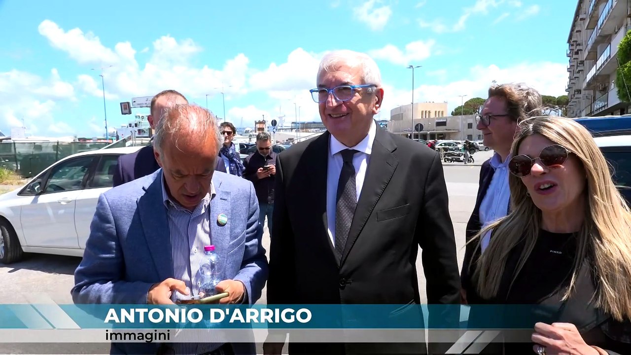 Il ministro Foti a Messina con Scurria: "Sarebbe un peccato sprecare l'occasione dell'I-Hub"