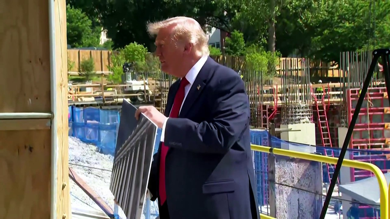 Trump präsentiert Großbaustelle für neuen Ballsaal im Weißen Haus
