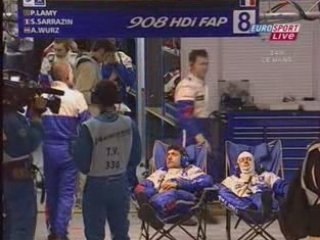 24h00 du Mans 2008 de nuit...