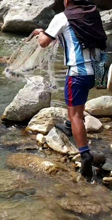 cast net fishing in Nepal |
