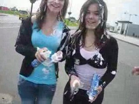 dernier jours, chach et moi, bataille de mousse a rasé^^