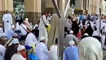 ضيوف الرحمن يملأون ساحات الحرم المكي