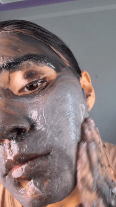 Bye Blackheads, Hello Smoothness