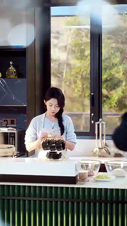 Cold_CEO_can’t_hide_his_feelings_anymore_💗💕#lpyq42_#flickreels_#cdrama_#drama(360p)