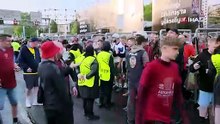 Aston Villa taraftarları final için Beşiktaş Park’ta | Ajansspor | IHA