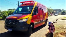 Mãe e três filhos ficam feridos após queda em patinete elétrico