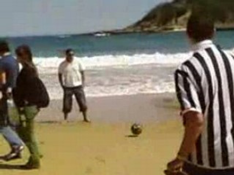 Foot sur la plage