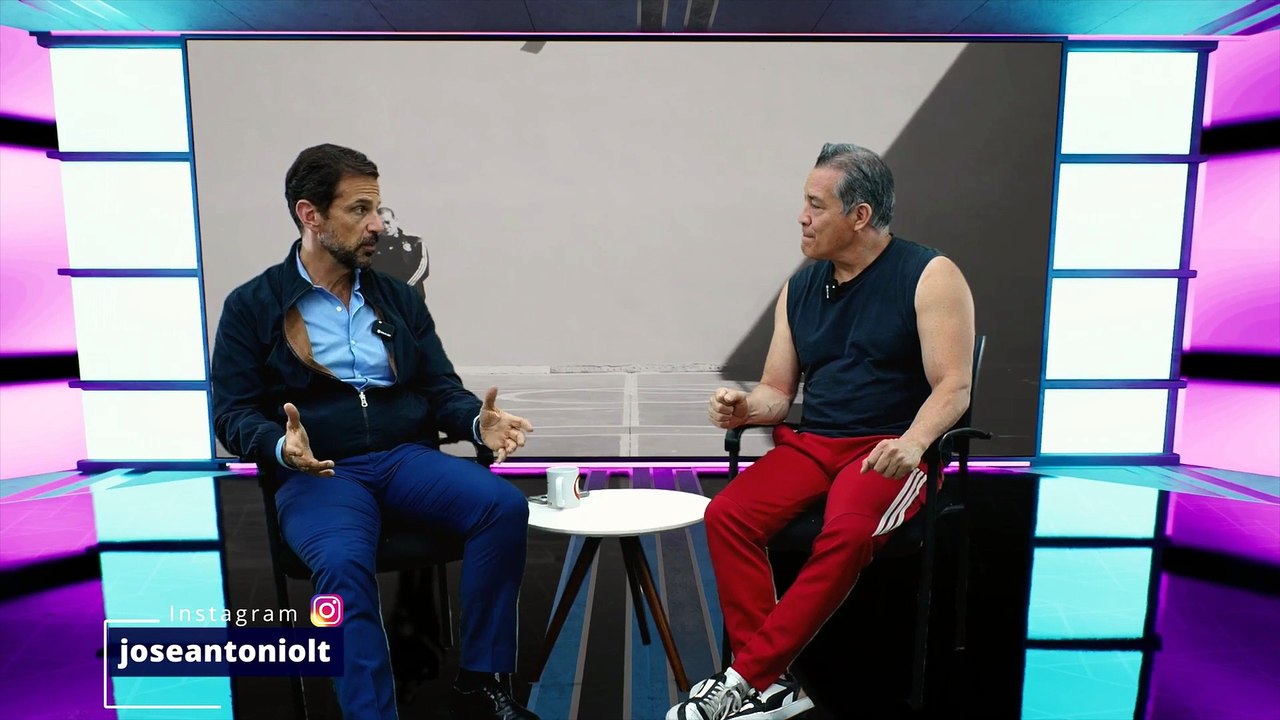 José Antonio López Tercero (Actor y Cantante) - Grand Panther Flash